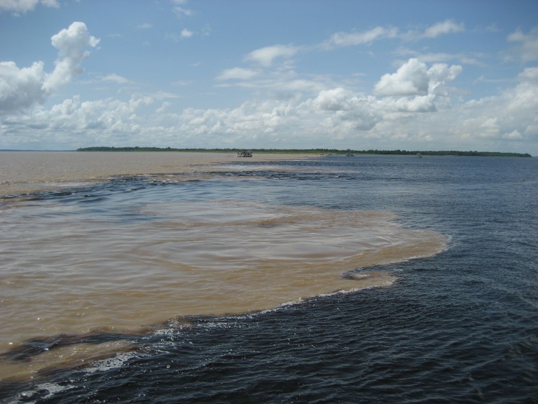 Juma lodge Bateau rencontre des eaux