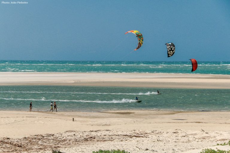 course de kitesurf sur la lagune de Guriu