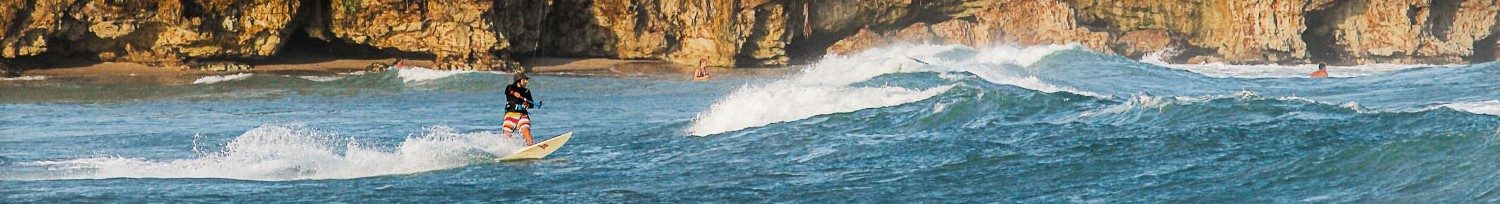 kite surf à paracuru vagues et falaise