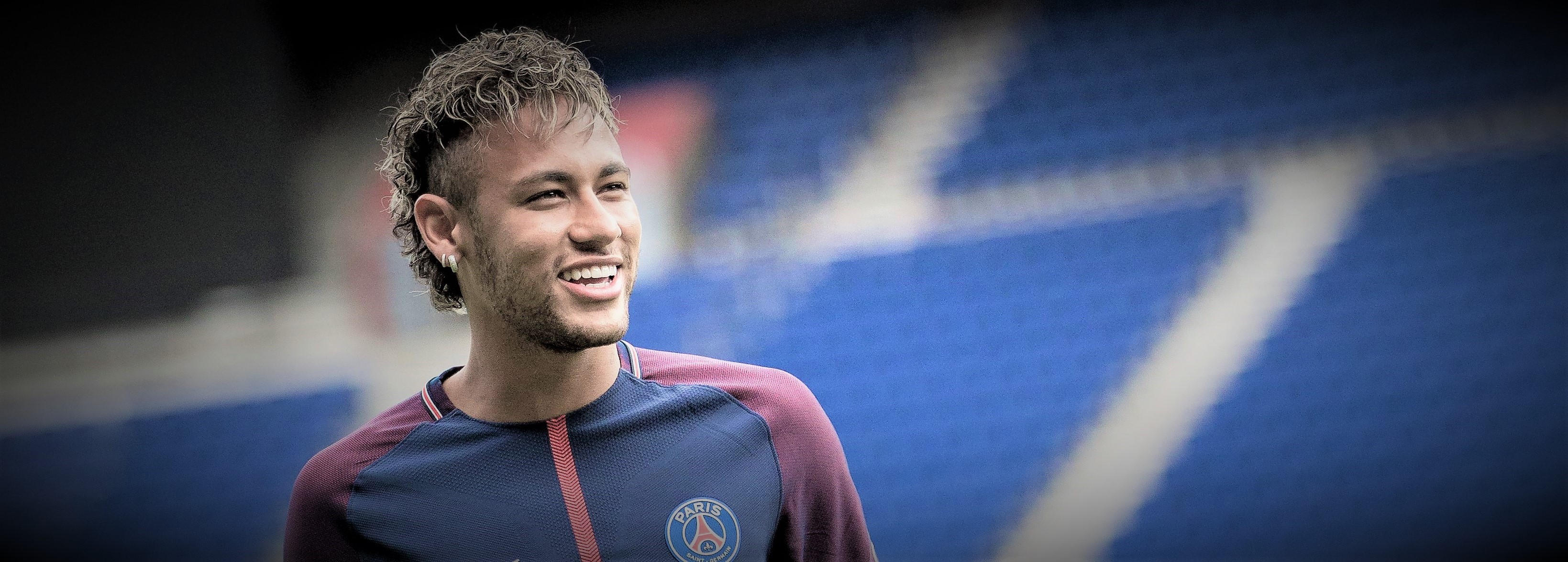 portrait Neymar maillot PSG