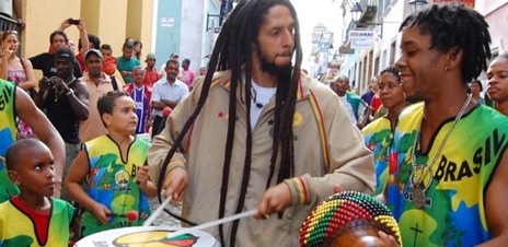 percusioniste de samba reggae à Salvador