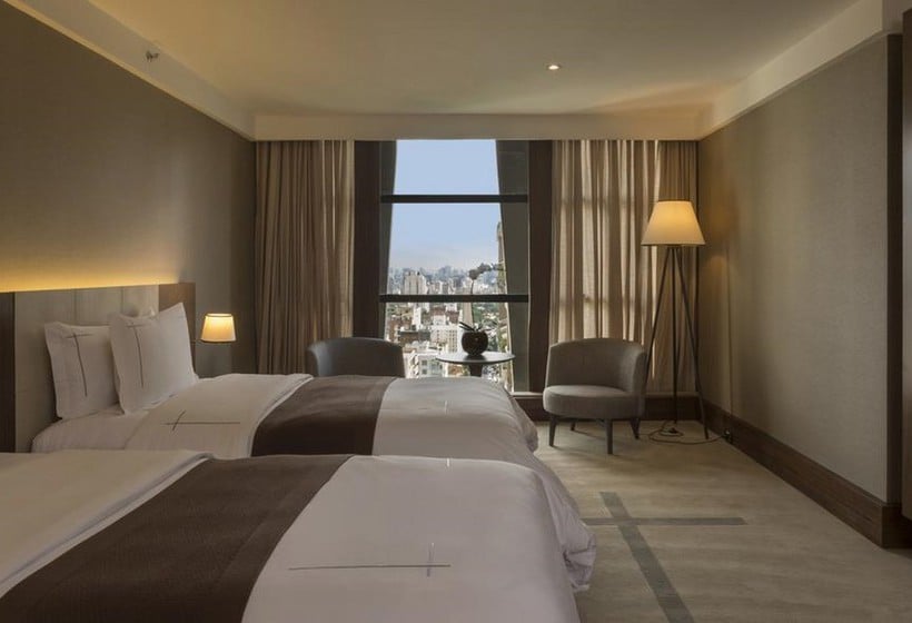 vue d'une chambre de l'hôtel Tivoli Mofarrej à Sao Paulo au Brésil.
