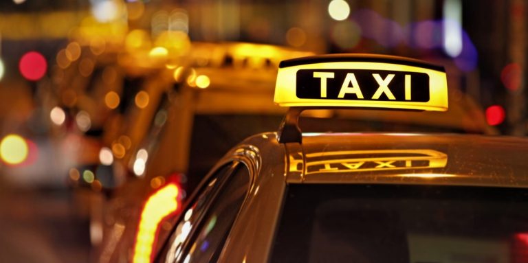 Vue des toits de taxi à Rio de Janeiro.