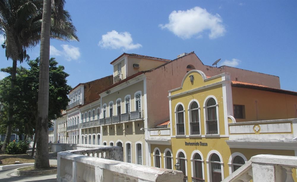 vue dimmeuble dans le centre historique de Sao luis.