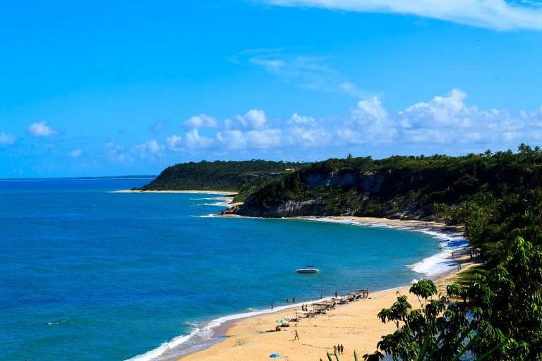 Vue de la plage à Trancoso.