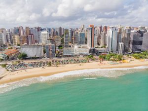 La plage de Fortaleza dans le Ceara